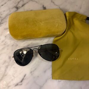 Gucci Black and Gold Aviator Sunglasses